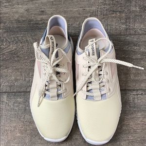 women’s Reebok athletic shoes 8 1/2